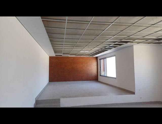 INDUSTRIAL PROPERTY TO RENT IN KOSMOSDAL